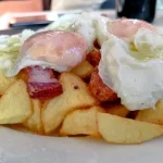 Huevos Rotos con Jamón Ibérico